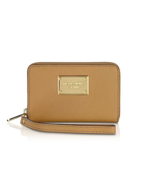 michael kors zip wallet iphone 4|michael kors phone wallet crossbody.